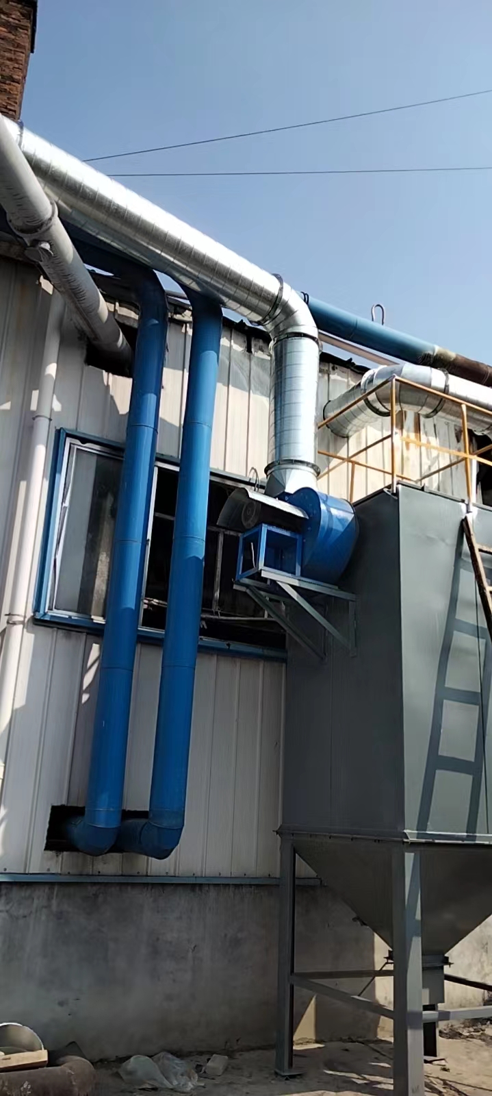 布袋除塵器的安裝現(xiàn)場