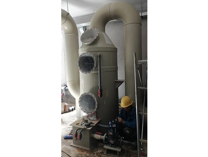 武漢pp廢氣洗滌塔設(shè)備安裝現(xiàn)場(chǎng)
